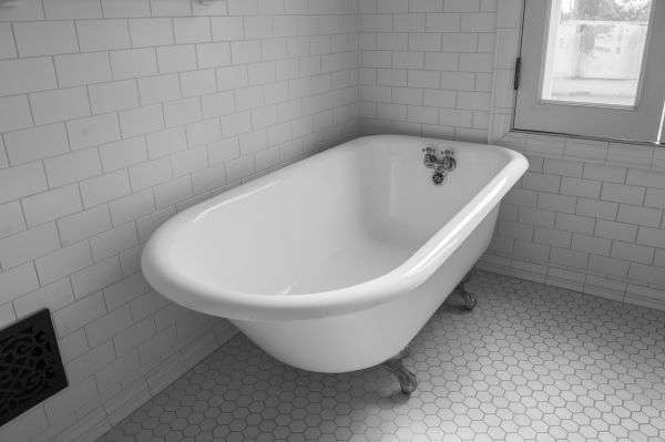 Cost of Cast Iron Tub Installation in Wesley Chapel